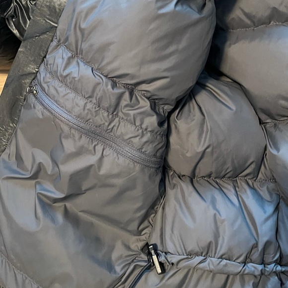SOLD Mountain Hardware Down Puffer - Picture 9 of 12